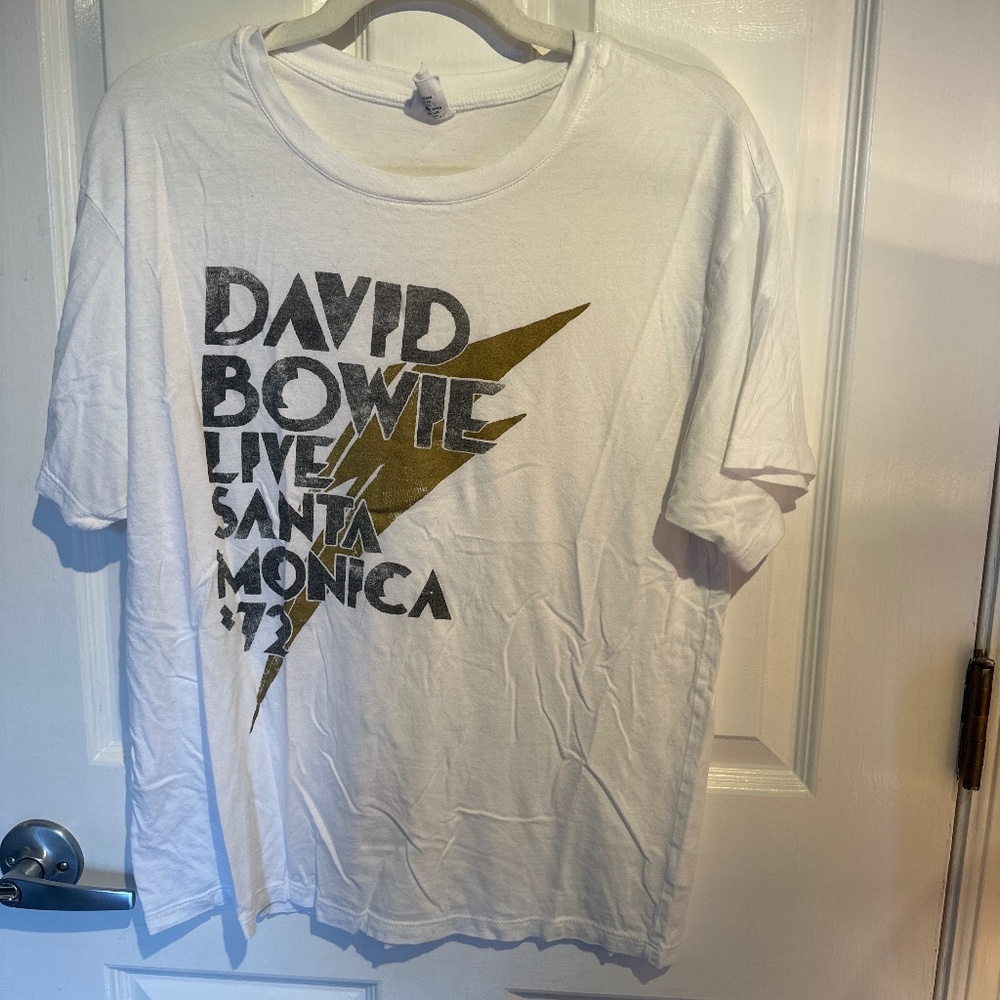 LetLuv | Evereve - David Bowie Tee